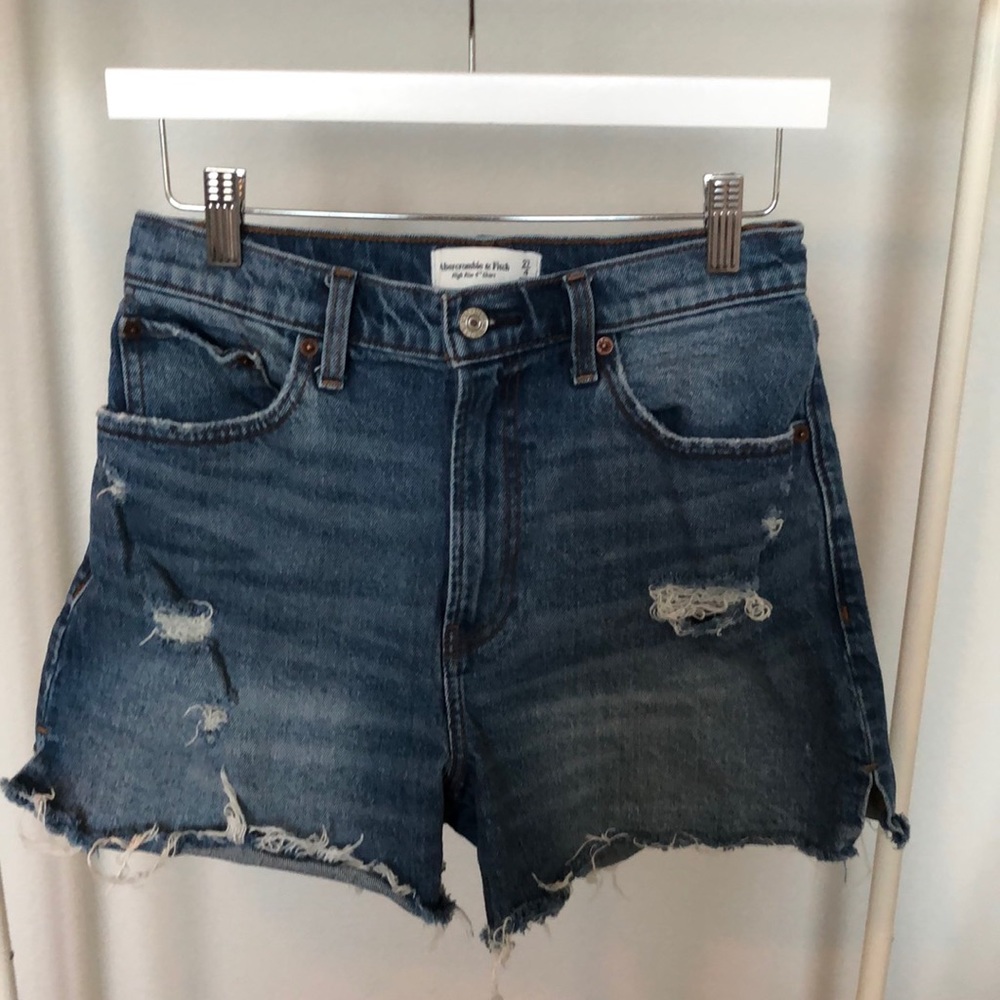 Abercrombie & Fitch Curve Love High Rise 4” short